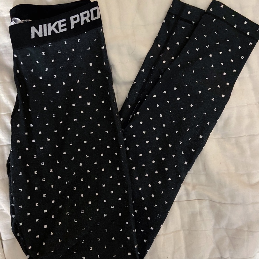 Nike pro leggings